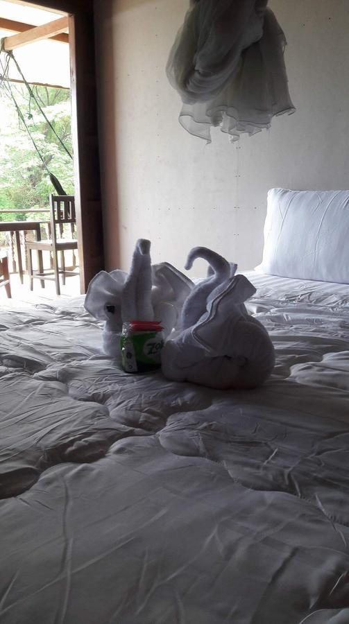 Riverside Bungalow Hotel ดอนเดด ภายนอก รูปภาพ